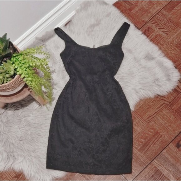 Material Girl Strappy Cross-over Back Lace Floral Black Dress - Picture 3 of 10